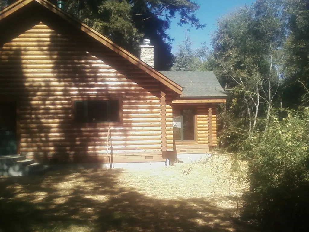 Log home
