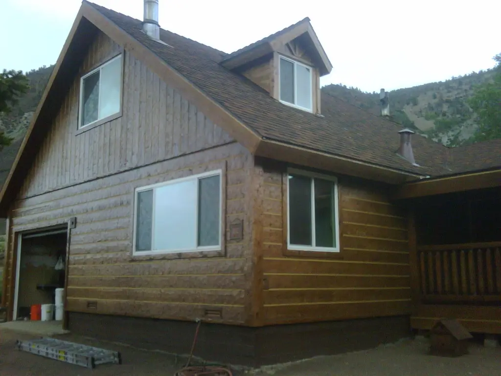 Log home