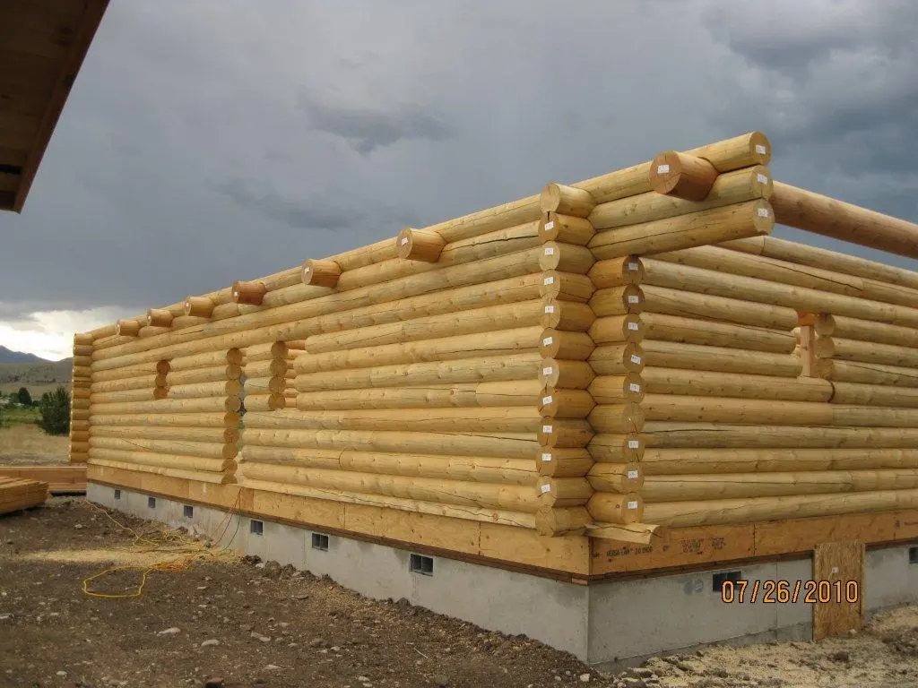 Log home