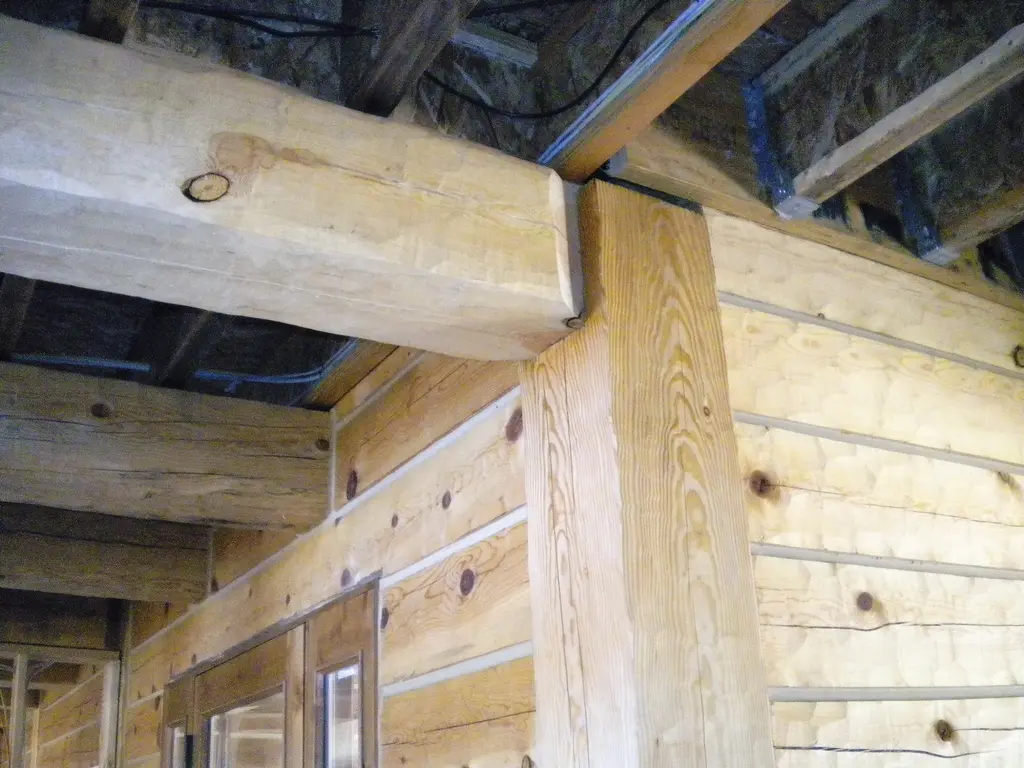 Log home
