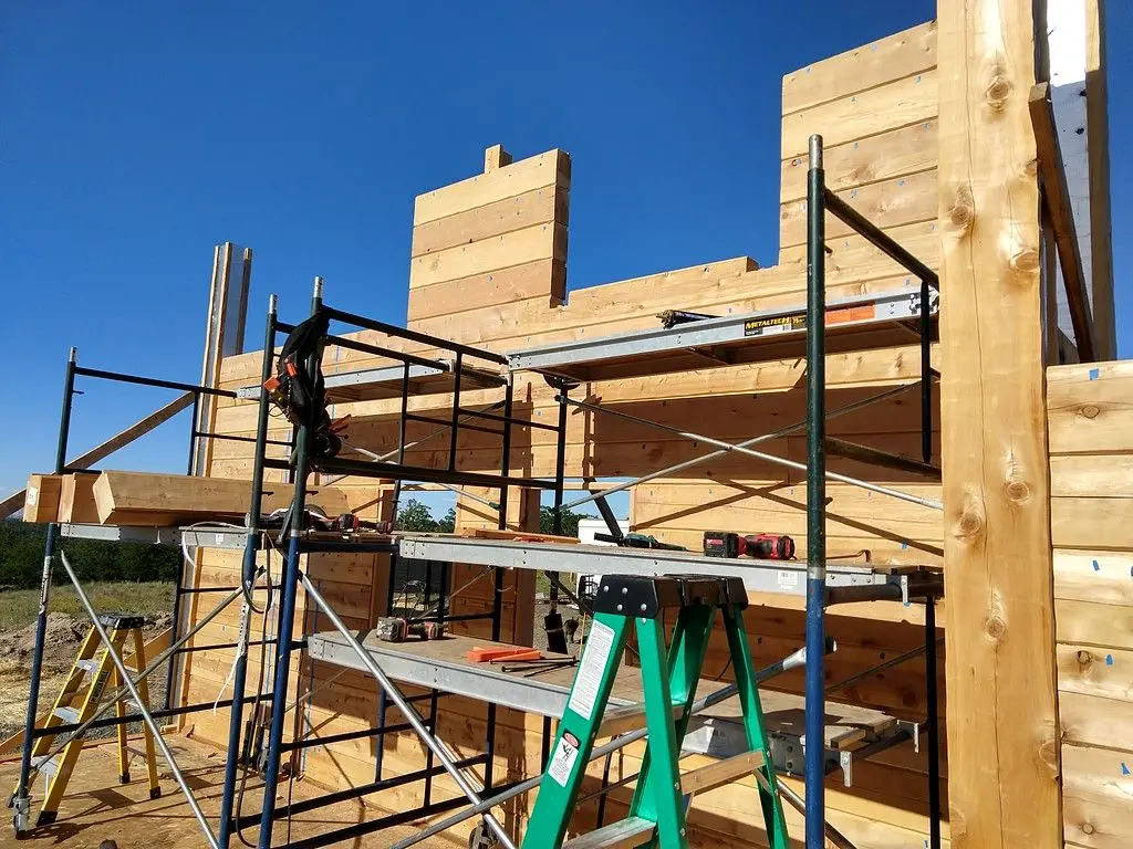 Log home