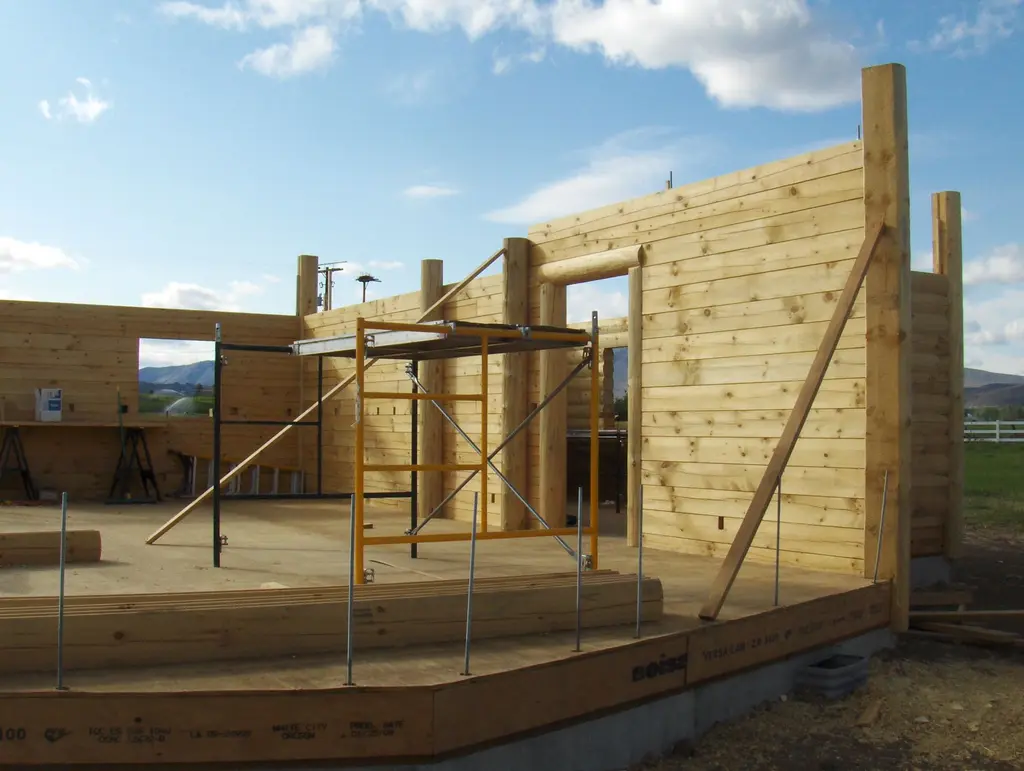 Log home