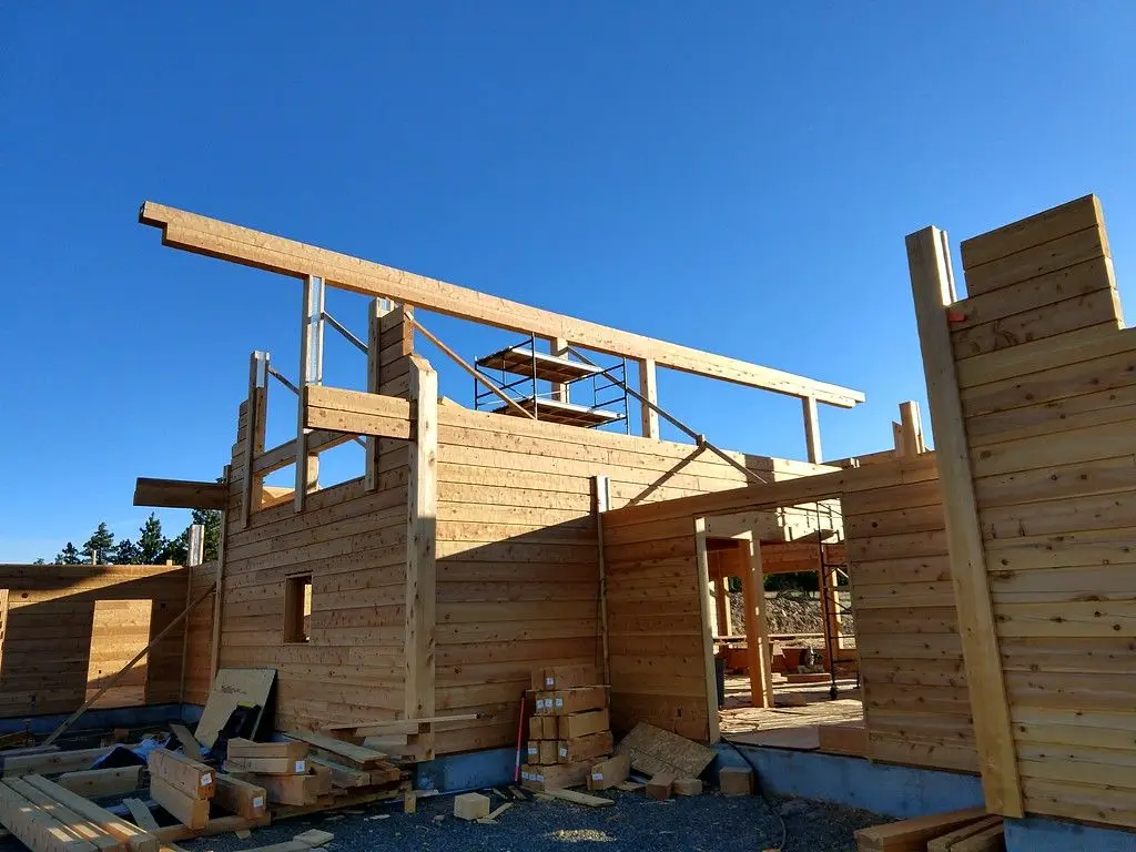 Log home