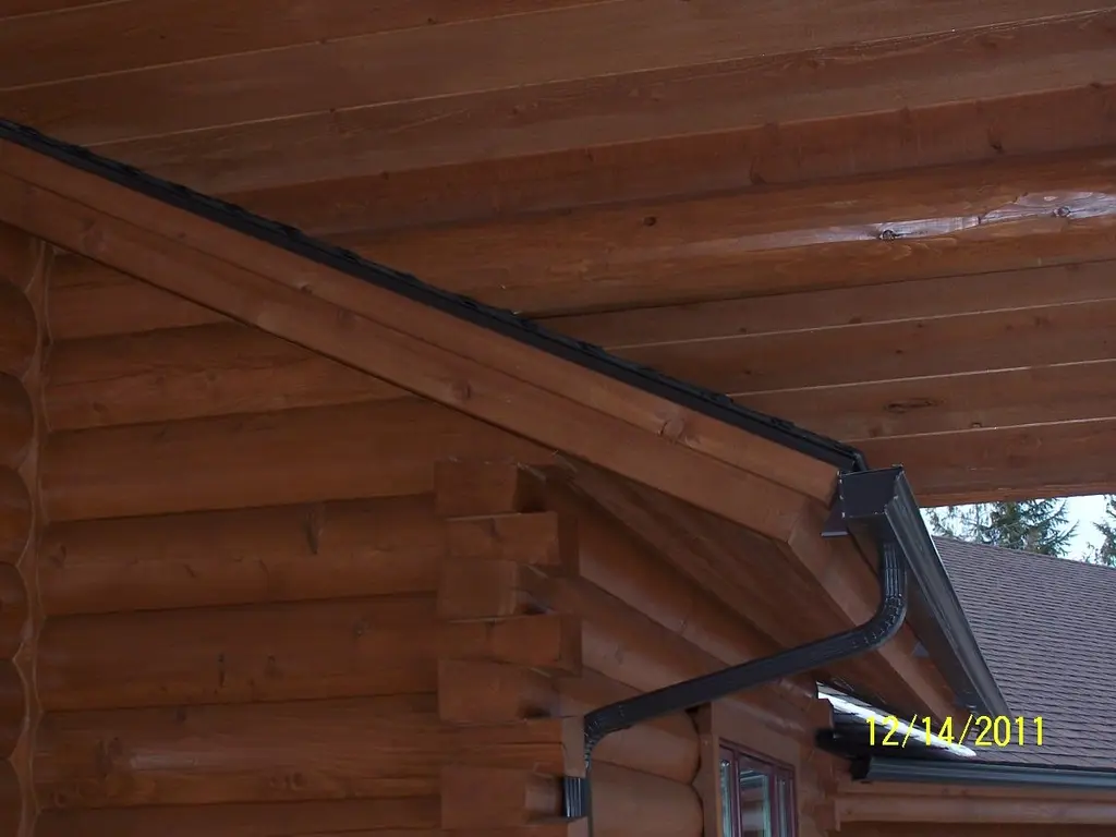 Log home