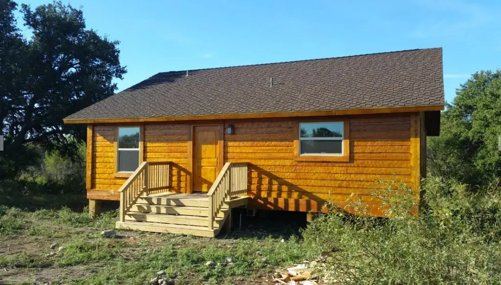 Log home