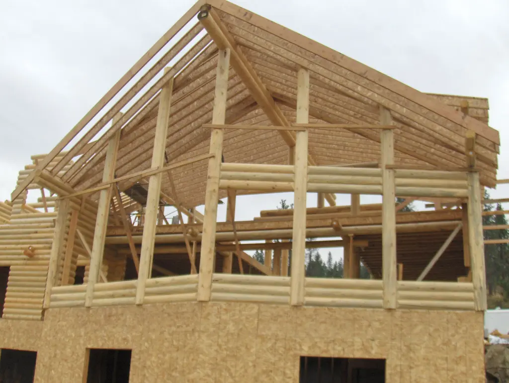 Log home