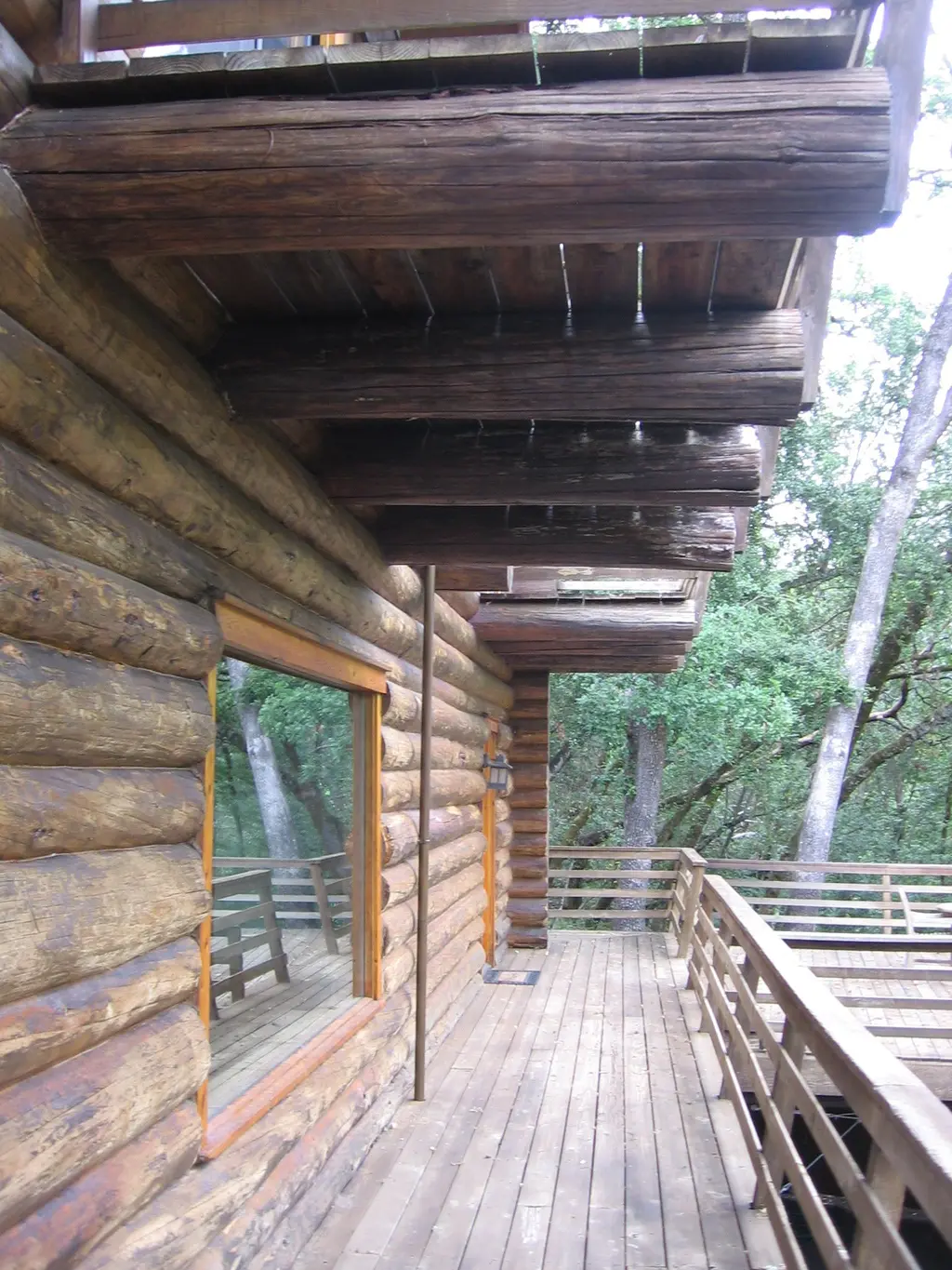 Log home