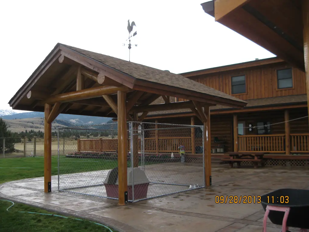 Log home