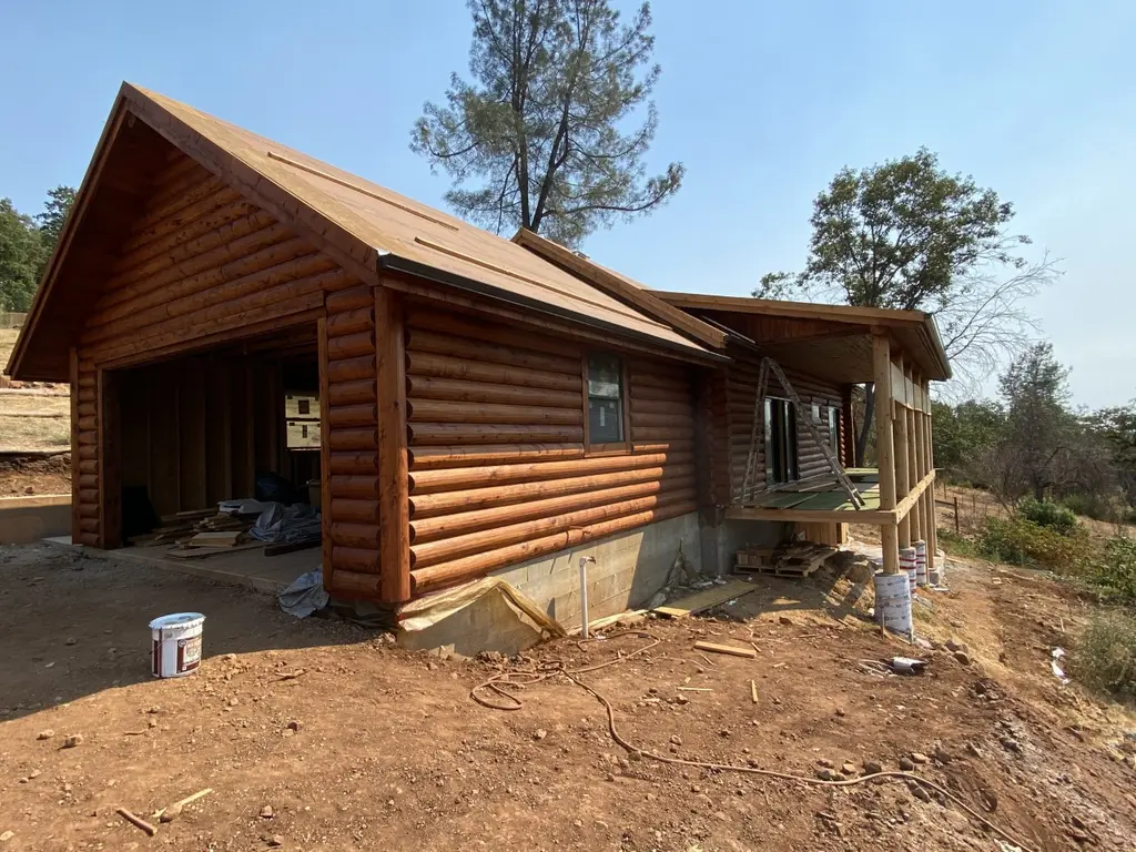 Log home