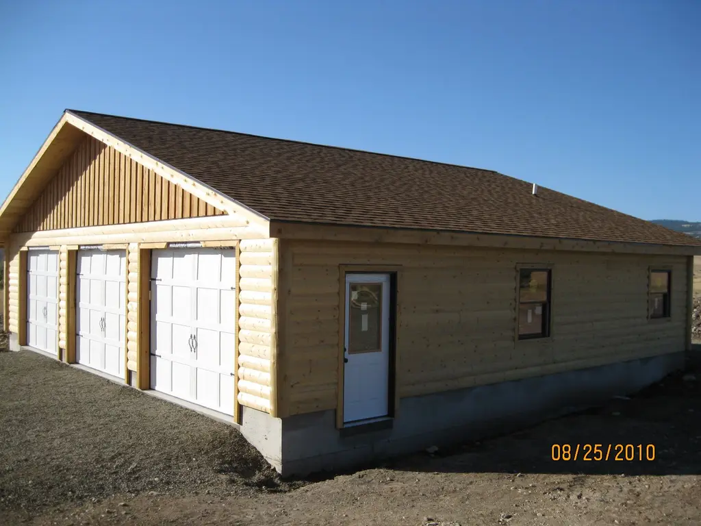 Log home