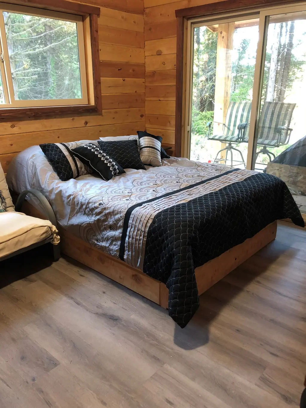 Log home