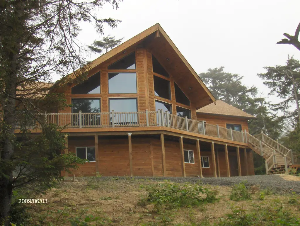 Log home