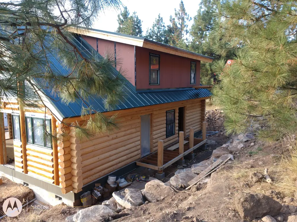 Log home