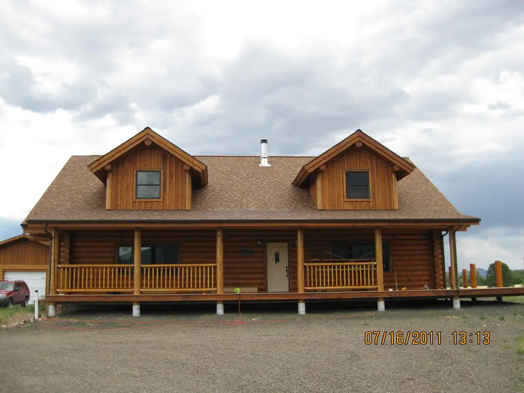 Log home