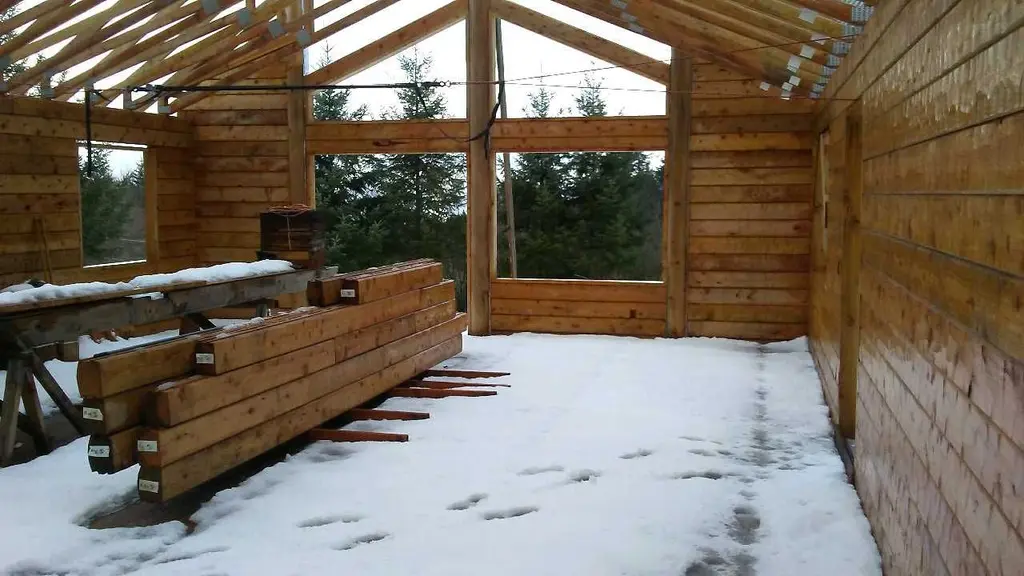 Log home