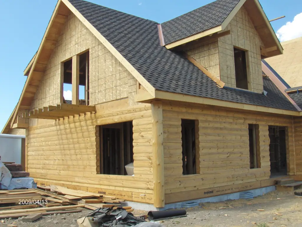 Log home