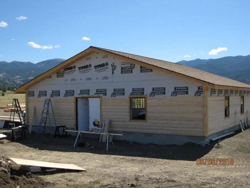 Log home