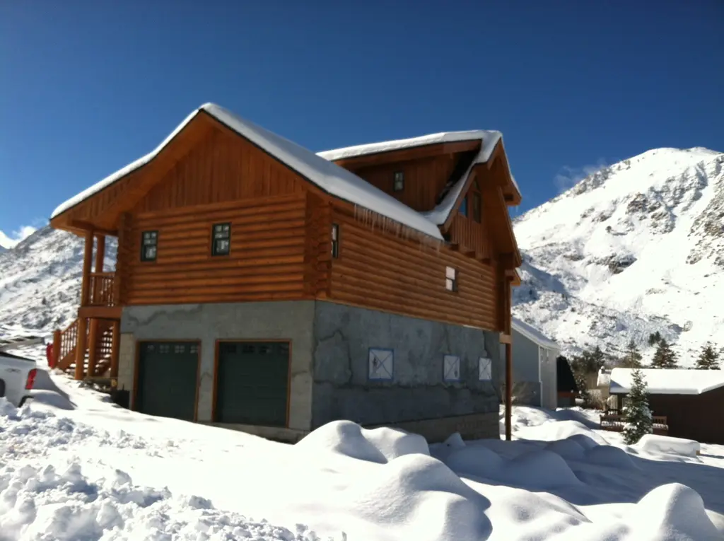 Log home