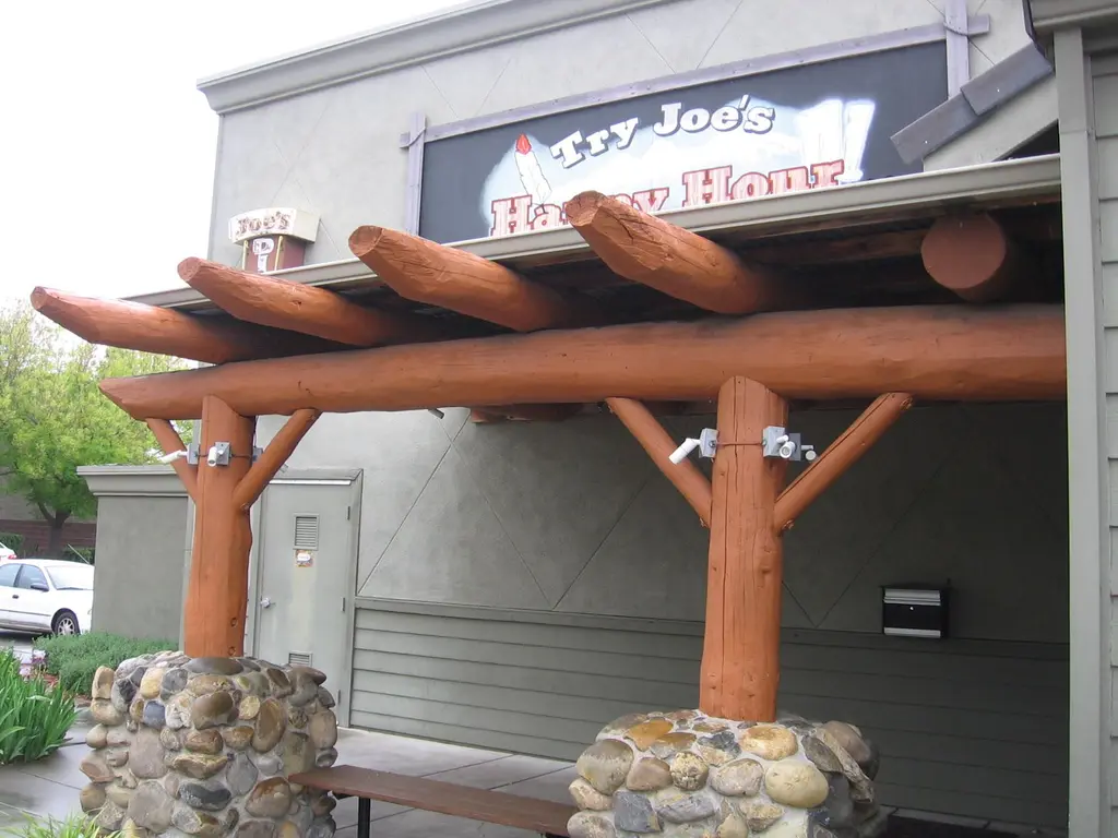 Log home