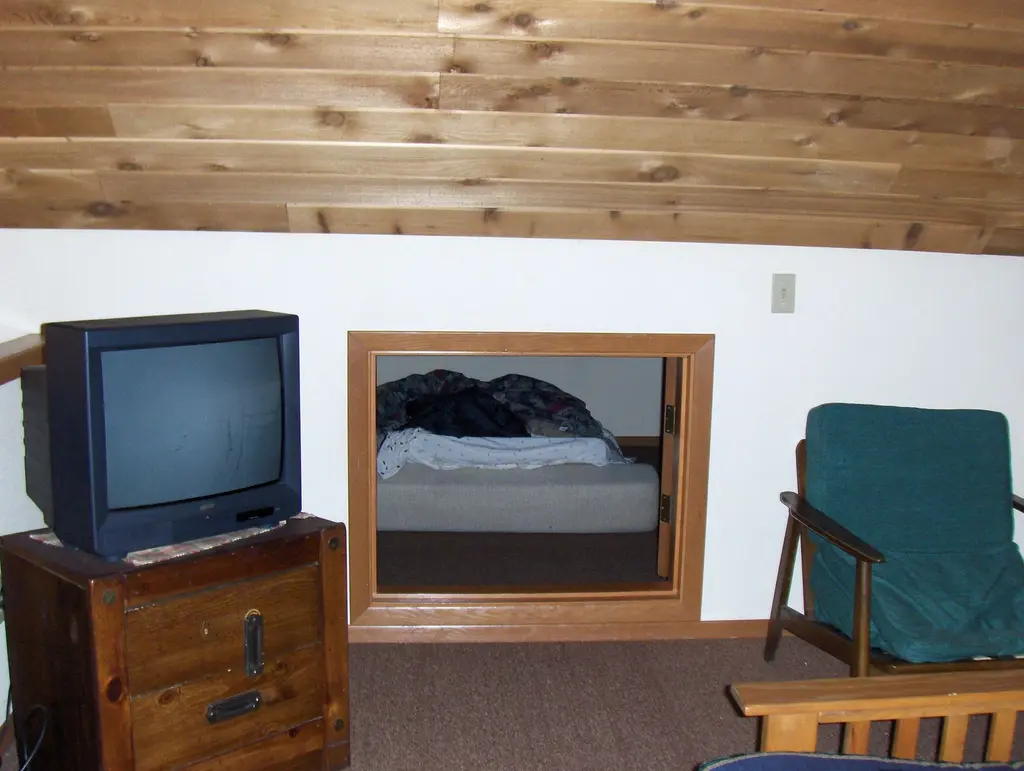 Log home