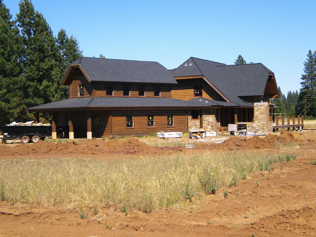 Log home