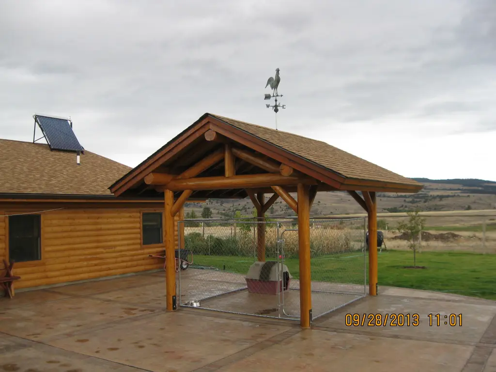 Log home