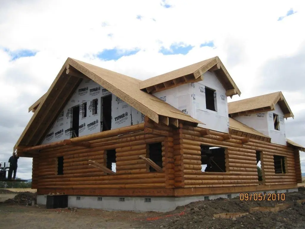 Log home