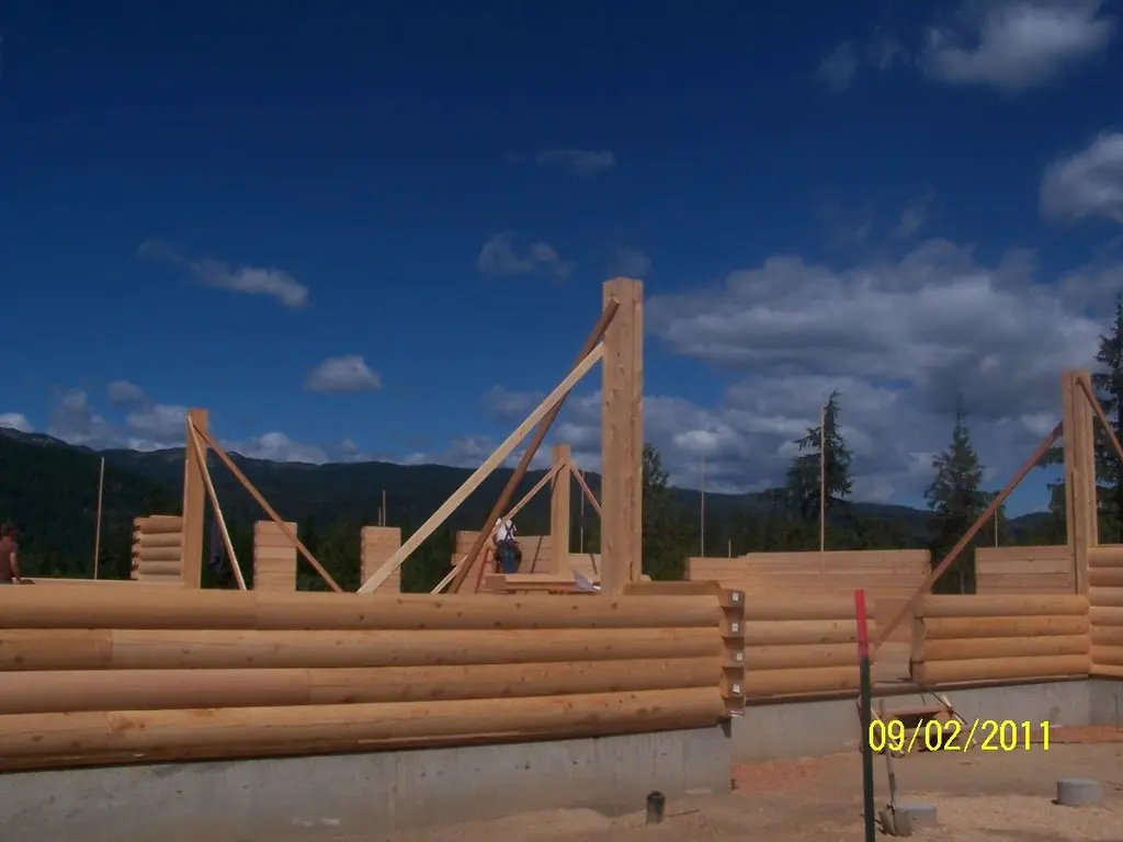 Log home