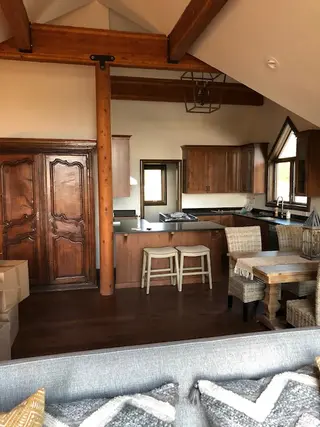 Log home