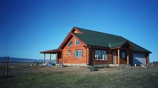 Log home