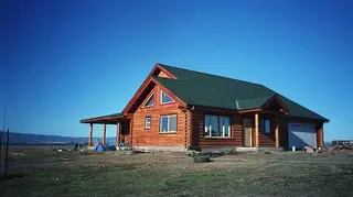 Log home