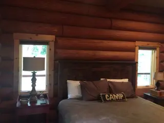 Log home
