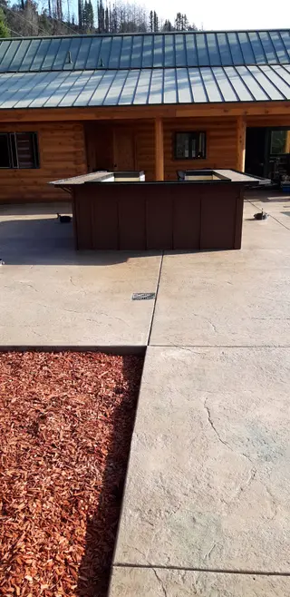 Log home