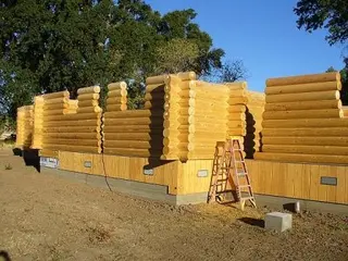 Log home