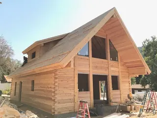 Log home