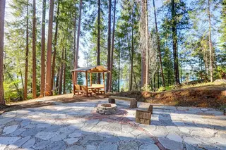 Log home