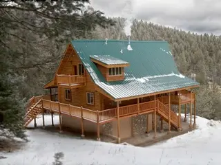 Log home