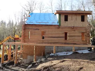 Log home