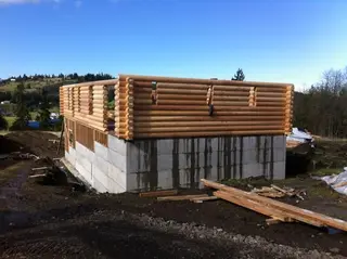 Log home