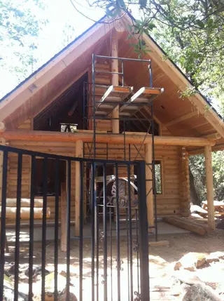 Log home
