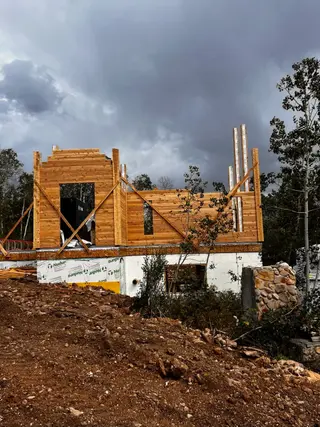 Log home
