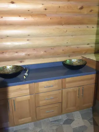 Log home