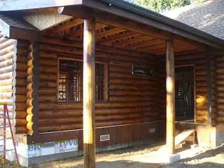 Log home