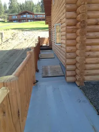 Log home