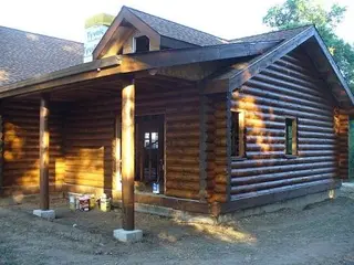 Log home